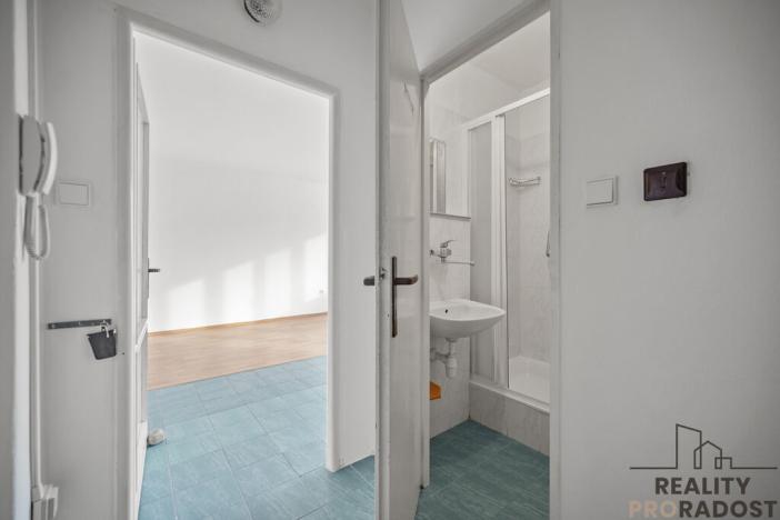 Pronájem bytu 1+kk, Pardubice, Ohrazenická, 28 m2