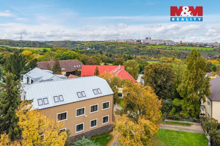 Prodej bytu 4+kk, Praha - Holyně, náměstí Pod lípou, 121 m2