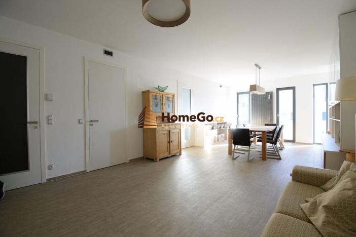 Pronájem kanceláře, Praha - Klánovice, Slavětínská, 48 m2
