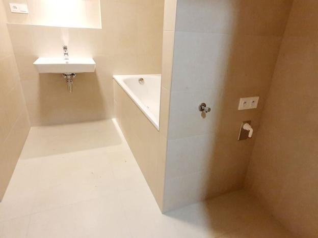 Pronájem bytu 2+kk, Praha, Šenácká, 78 m2