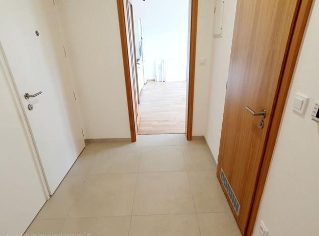 Pronájem bytu 2+kk, Praha, Šenácká, 78 m2