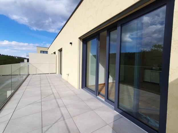 Pronájem bytu 2+kk, Praha, Šenácká, 78 m2