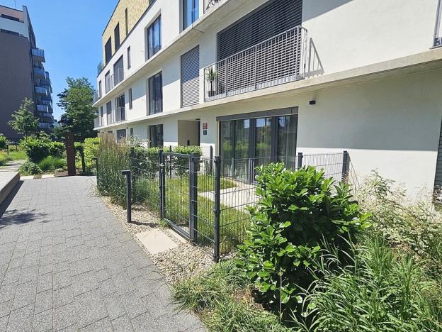 Pronájem bytu 2+kk, Praha, Šenácká, 78 m2