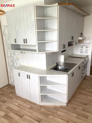 Pronájem bytu 1+1, Třebíč - Nové Dvory, Dukovanská, 36 m2