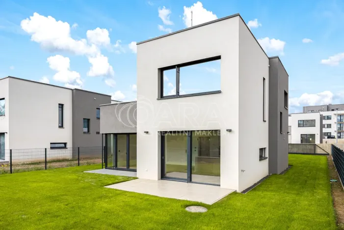 Prodej rodinného domu, Praha - Chodov, 288 m2