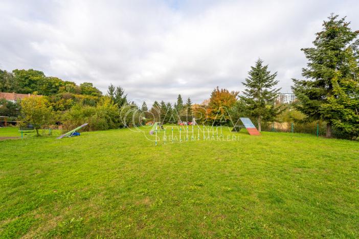 Prodej komerčního pozemku, Rosice, 3658 m2