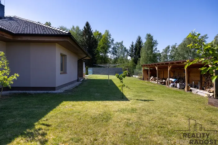 Prodej rodinného domu, Srubec, Slunečná, 230 m2