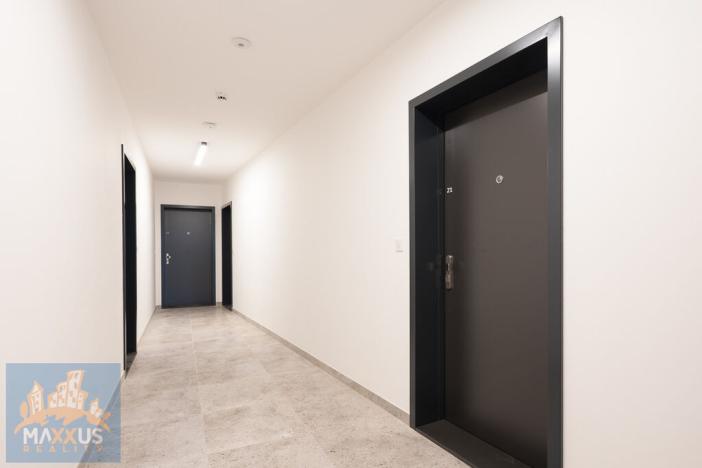 Pronájem bytu 1+kk, Praha - Horní Měcholupy, Milánská, 31 m2