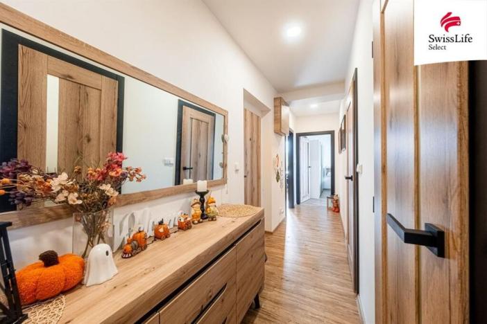 Prodej bytu 3+kk, Choltice, Okružní, 80 m2