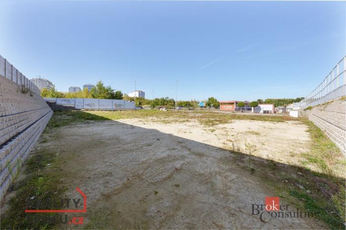 Pronájem komerčního pozemku, Mělník, 1708 m2