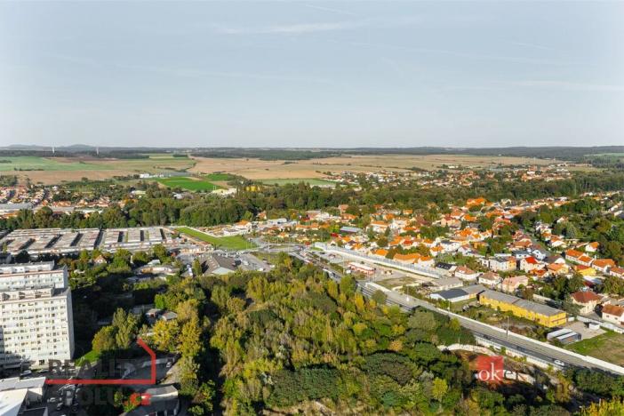 Pronájem komerčního pozemku, Mělník, 1708 m2