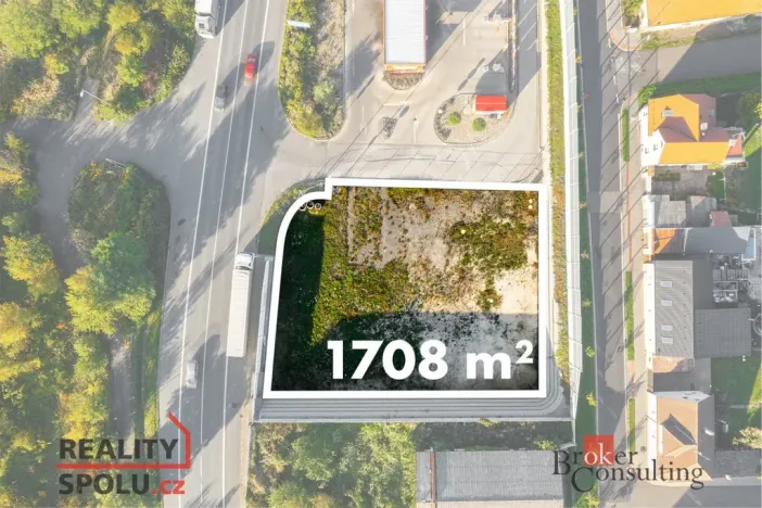 Pronájem komerčního pozemku, Mělník, 1708 m2