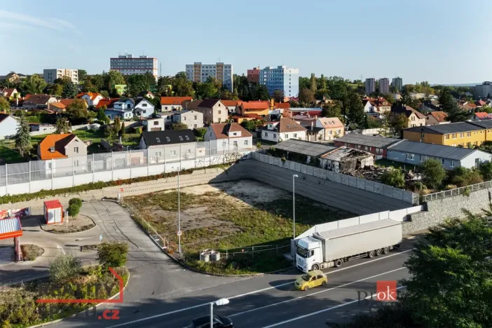 Pronájem komerčního pozemku, Mělník, 1708 m2