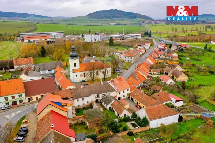 Prodej rodinného domu, Švihov, Komenského, 378 m2