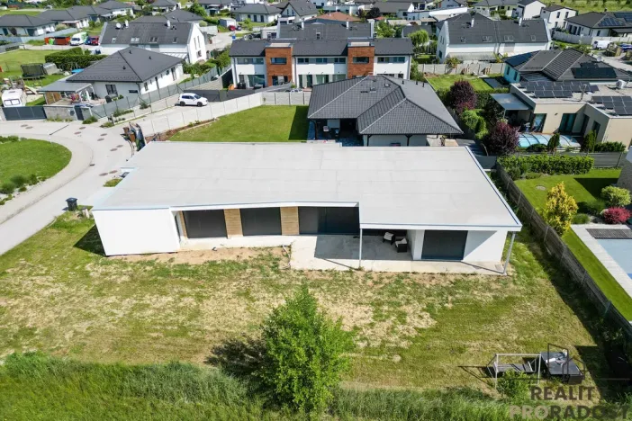 Prodej rodinného domu, Včelná, Jiřičkova, 208 m2