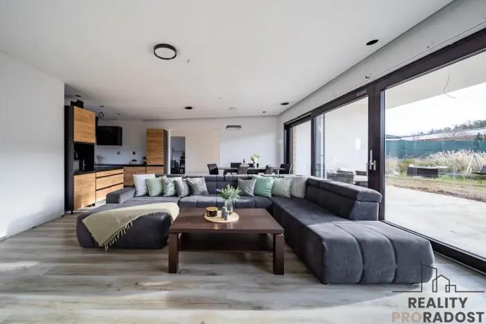 Prodej rodinného domu, Včelná, Jiřičkova, 208 m2