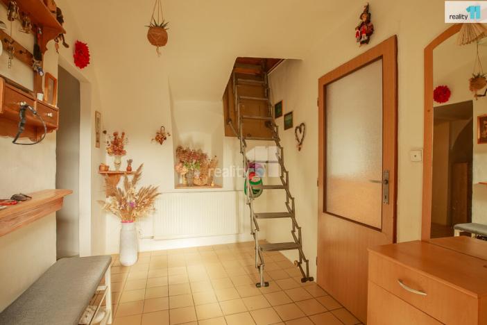 Prodej rodinného domu, Žebrák, Pražská, 220 m2