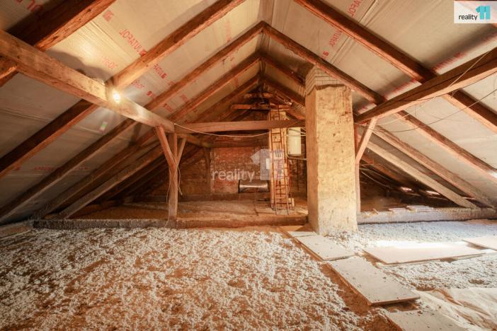 Prodej rodinného domu, Žebrák, Pražská, 220 m2