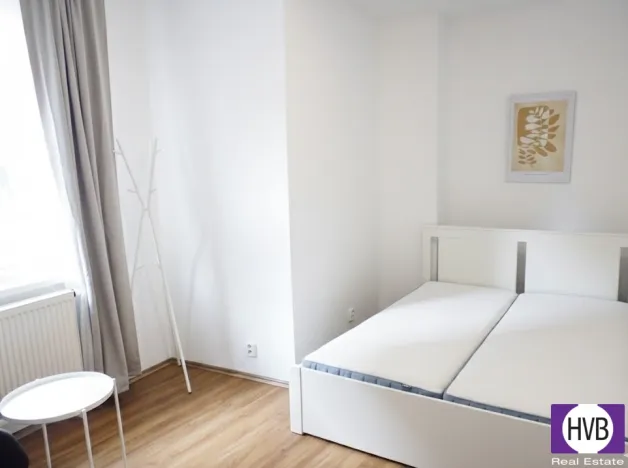 Pronájem bytu 4+kk, Praha, Musílkova, 90 m2