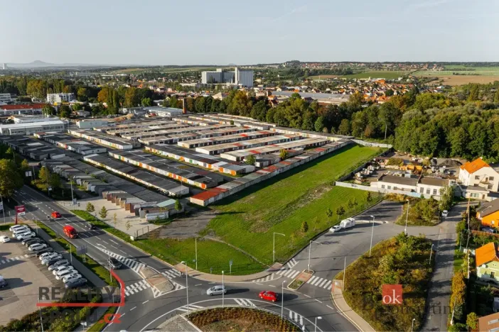 Pronájem komerčního pozemku, Mělník, 6990 m2
