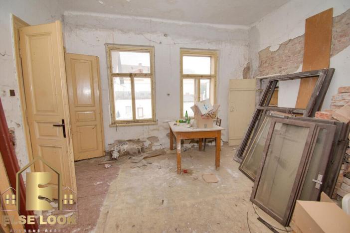 Prodej restaurace, Solnice, Masarykovo náměstí, 1021 m2