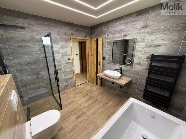 Prodej rodinného domu, Pesvice, 107 m2