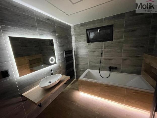 Prodej rodinného domu, Pesvice, 107 m2