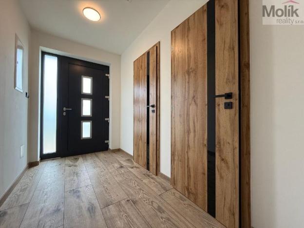 Prodej rodinného domu, Pesvice, 107 m2