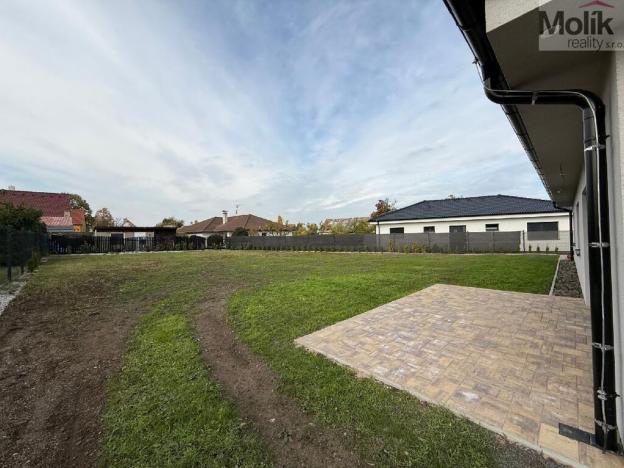 Prodej rodinného domu, Pesvice, 107 m2