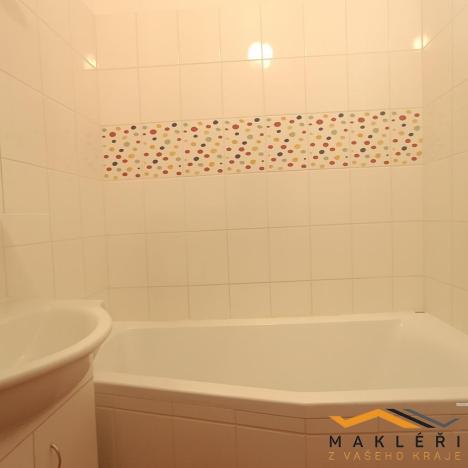 Pronájem bytu 2+1, Náměšť nad Oslavou, Družstevní, 52 m2