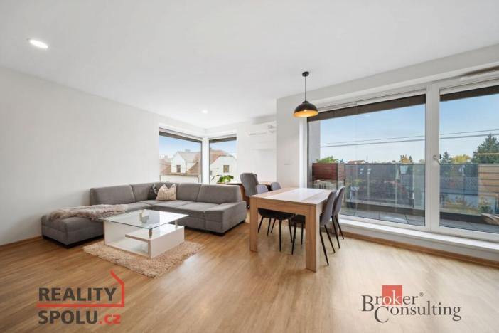 Prodej bytu 3+kk, Hradec Králové - Pražské Předměstí, Kuklenská, 74 m2