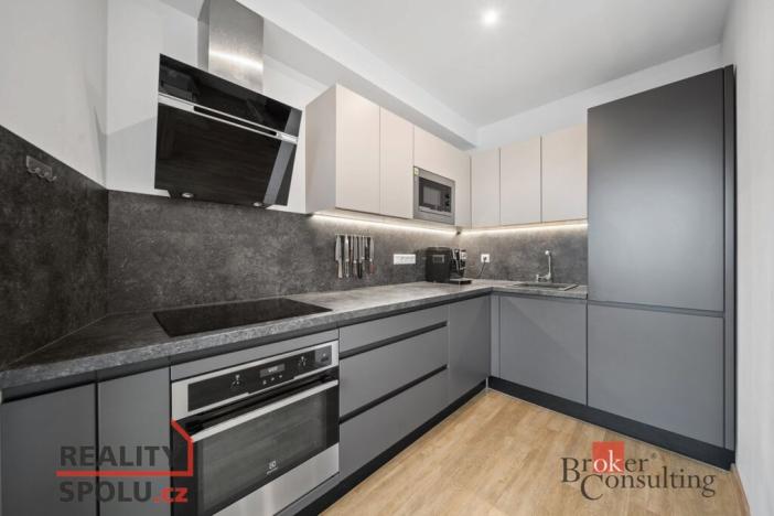 Prodej bytu 3+kk, Hradec Králové - Pražské Předměstí, Kuklenská, 74 m2