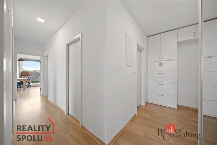 Prodej bytu 3+kk, Hradec Králové - Pražské Předměstí, Kuklenská, 74 m2