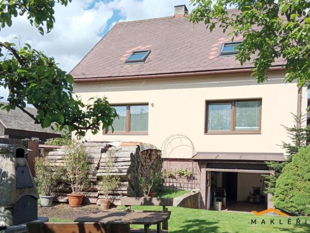 Prodej rodinného domu, Stáj, 280 m2