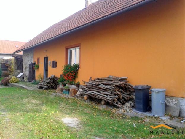 Prodej rodinného domu, Stáj, 280 m2