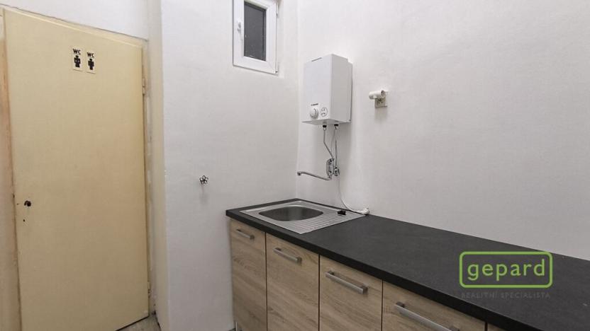 Pronájem obchodního prostoru, Brno - Zábrdovice, Zábrdovická, 57 m2