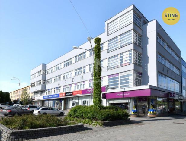 Pronájem kanceláře, Zlín, třída Tomáše Bati, 108 m2