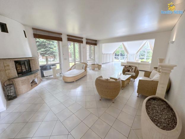 Pronájem vily, Praha - Benice, U zahrádek, 427 m2