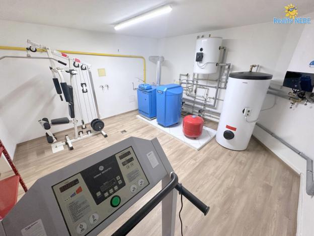 Pronájem vily, Praha - Benice, U zahrádek, 427 m2