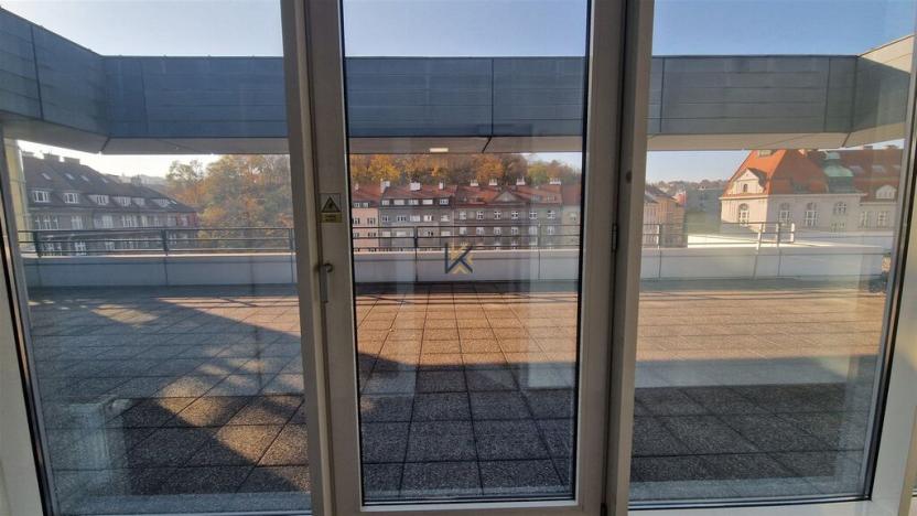 Pronájem kanceláře, Praha, Radlická, 208 m2