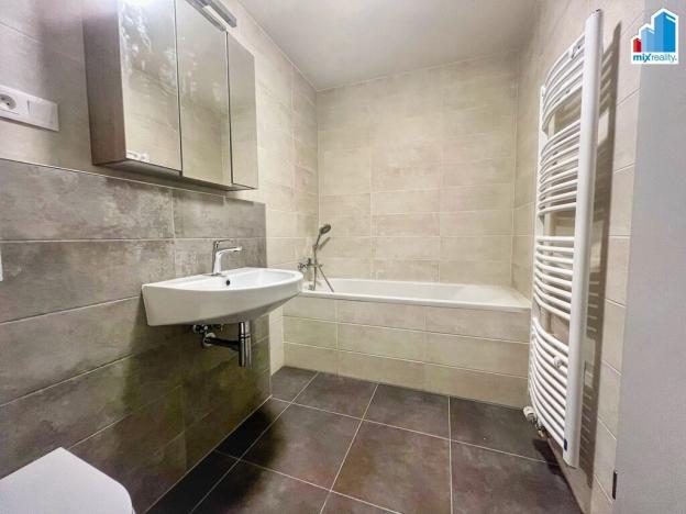 Pronájem bytu 2+kk, Plzeň, Na Jíkalce, 57 m2