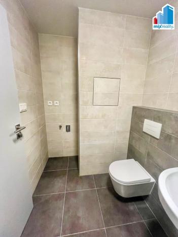 Pronájem bytu 2+kk, Plzeň, Na Jíkalce, 57 m2