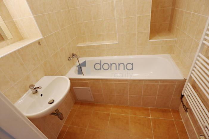 Pronájem bytu 2+kk, Praha, Jankovcova, 51 m2