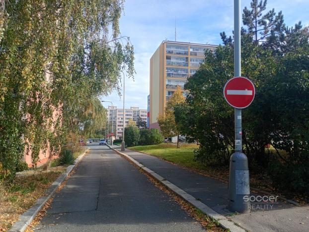 Prodej garážového stání, Praha - Hostivař, Přeštická, 13 m2