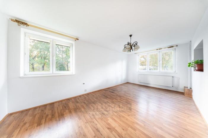 Prodej bytu 3+1, Lišov - Hůrky, 78 m2