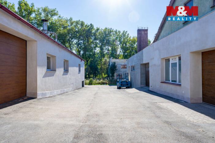 Pronájem výrobních prostor, Měřín, 454 m2