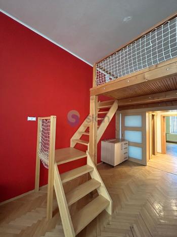 Pronájem bytu 2+1, Opava - Předměstí, Krnovská, 66 m2