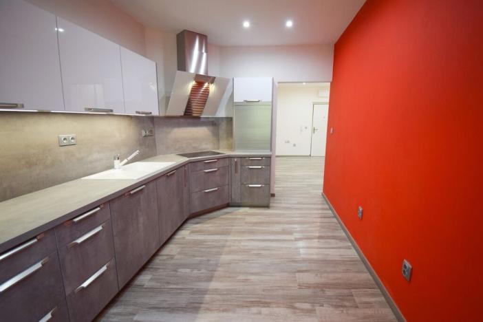 Prodej bytu 3+1, Plzeň - Severní Předměstí, Karlovarská, 82 m2