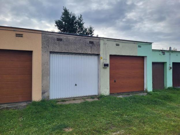 Prodej garáže, Sezimovo Ústí, 18 m2