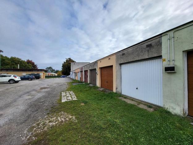 Prodej garáže, Sezimovo Ústí, 18 m2